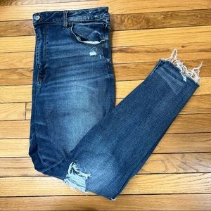 American Eagle distressed super stretch super hi rise jegging jeans 18 regular